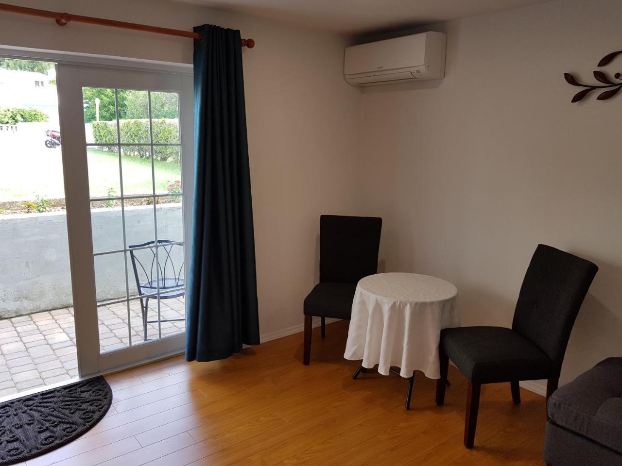 Windsong Guest Apartments Pembroke Buitenkant foto
