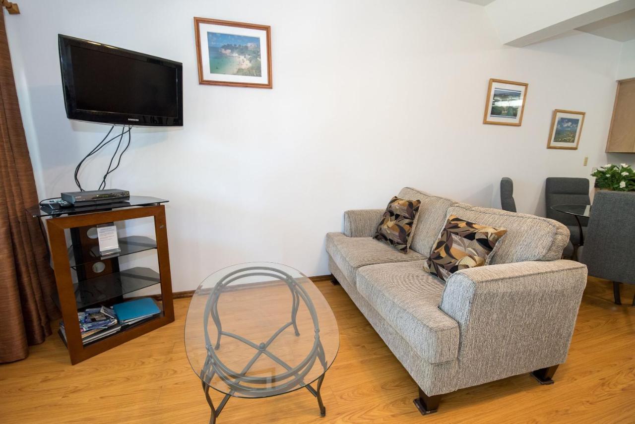 Windsong Guest Apartments Pembroke Buitenkant foto