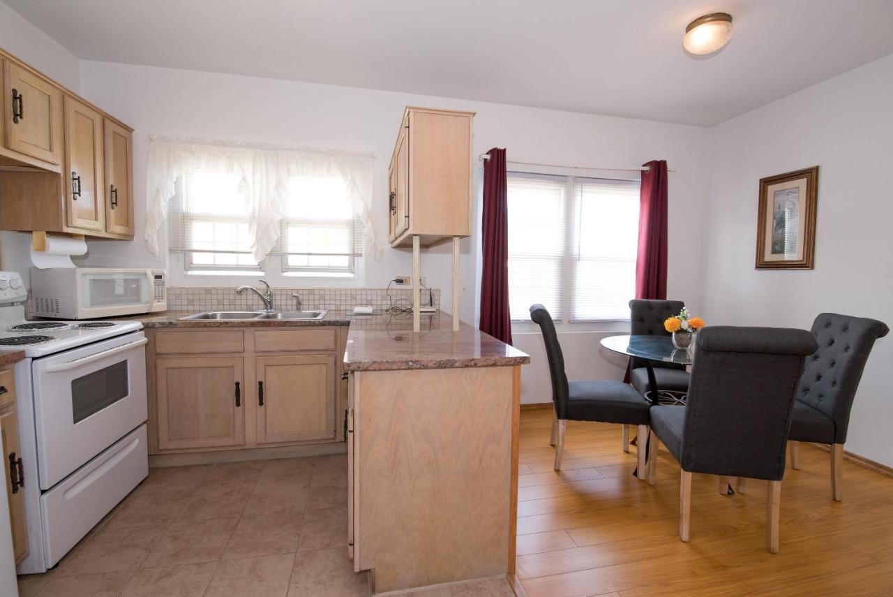 Windsong Guest Apartments Pembroke Buitenkant foto