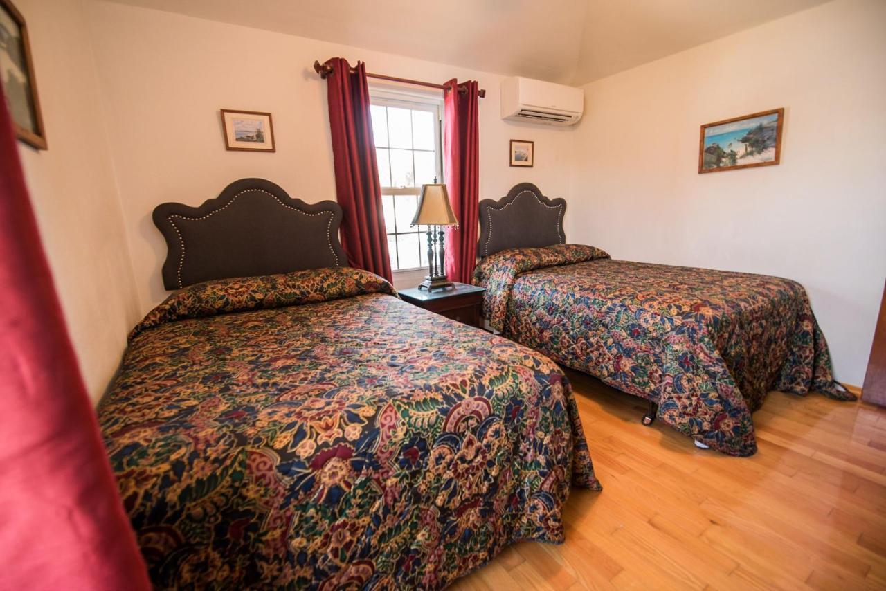 Windsong Guest Apartments Pembroke Buitenkant foto