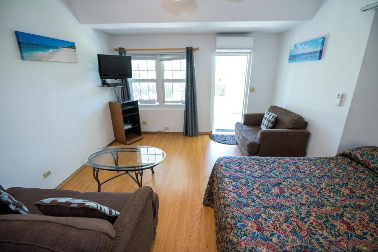 Windsong Guest Apartments Pembroke Buitenkant foto